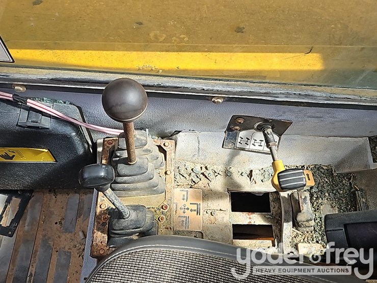 2005-jcb-506chl-image-24
