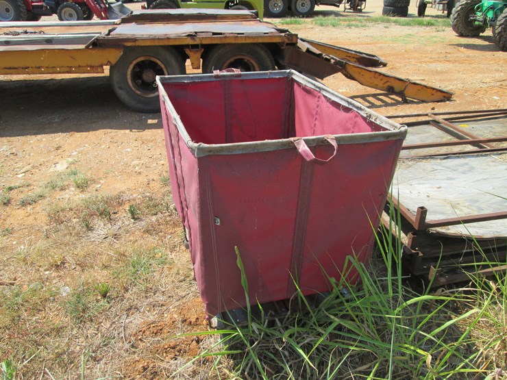 #91-•-#26836-•-laundry-cart-image-3