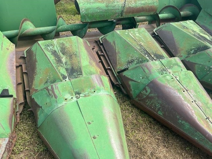 john-deere-444-image-5