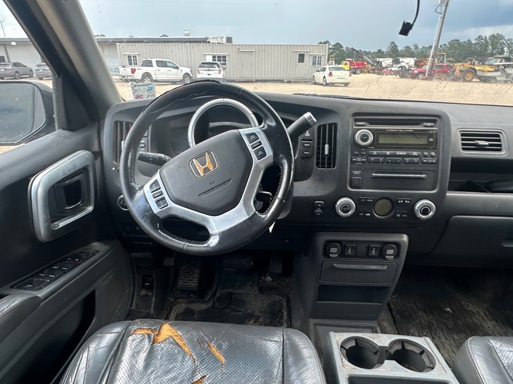 2008-honda-ridgeline-image-35