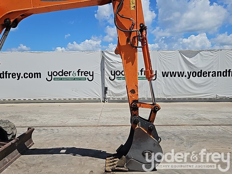2018-doosan-dx85r-3-image-16