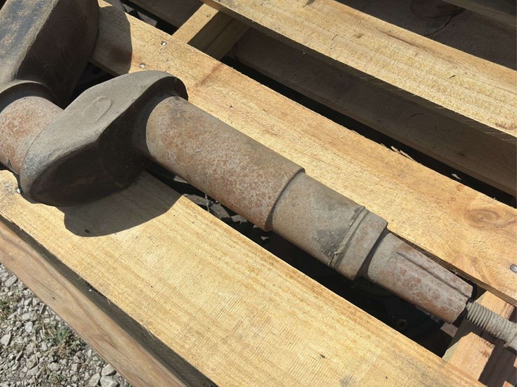 john-deere-model-g-crankshaft-image-4