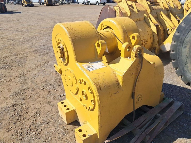 cat-winch-for-dozer-image-3