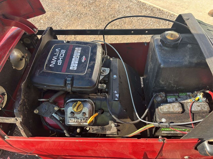 mtd-lawn-tractor-image-24