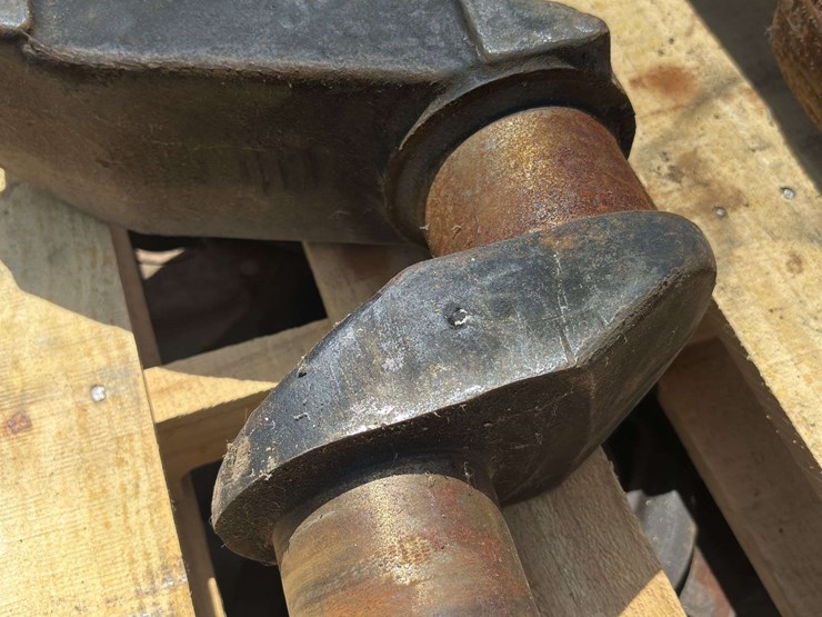 john-deere-model-g-crankshaft-image-14