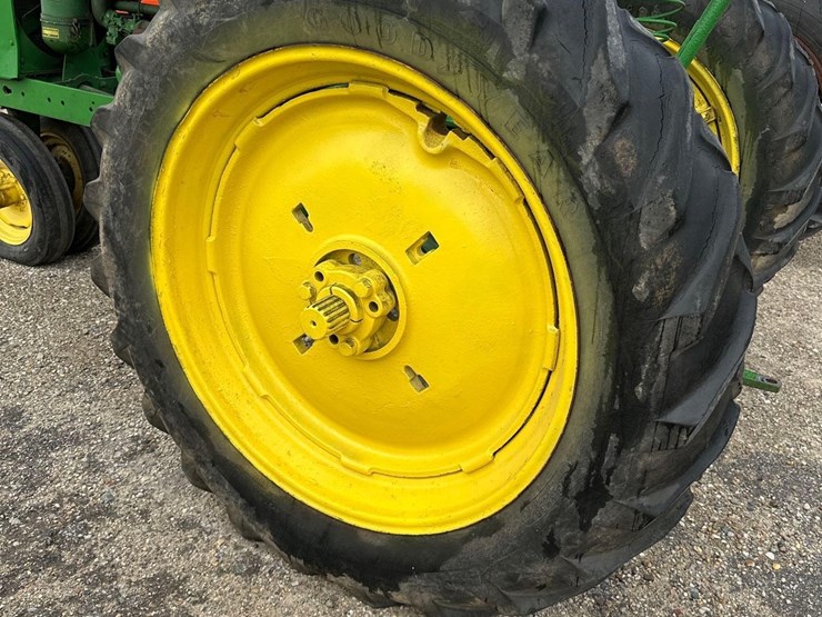 john-deere-a-image-11