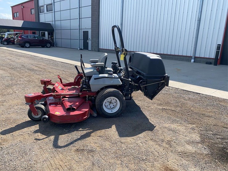 exmark-lazer-zero-turn-mower-image-1