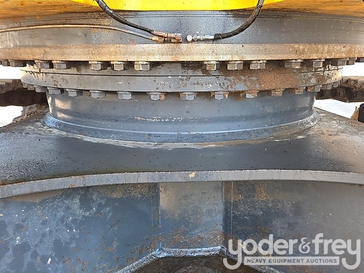 2021-komatsu-pc490-lc-11-image-41