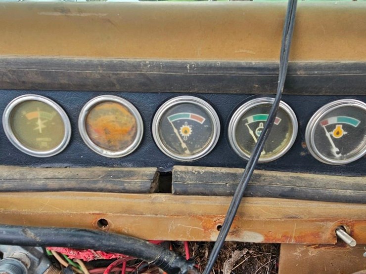 1979-caterpillar-613b-image-15