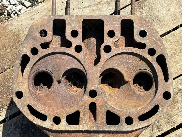 john-deere-model-g-head-image-14