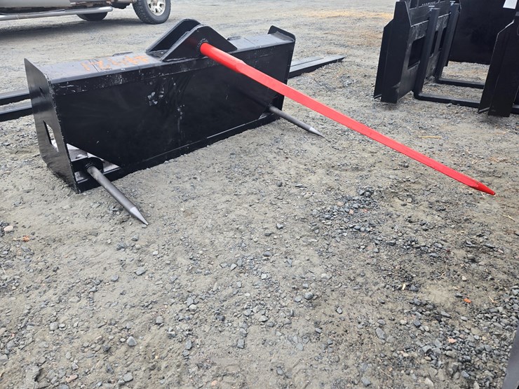 #421-•-kit-container-bale-spear-image-1