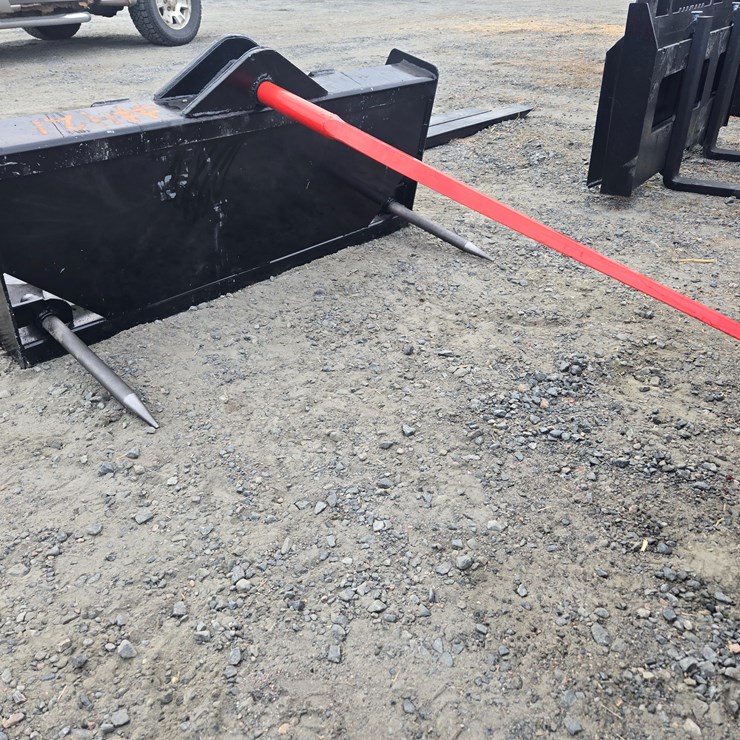 #421 • Kit container bale spear