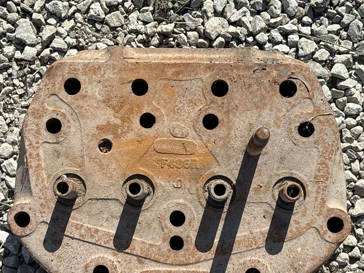 john-deere-model-g-head-image-2