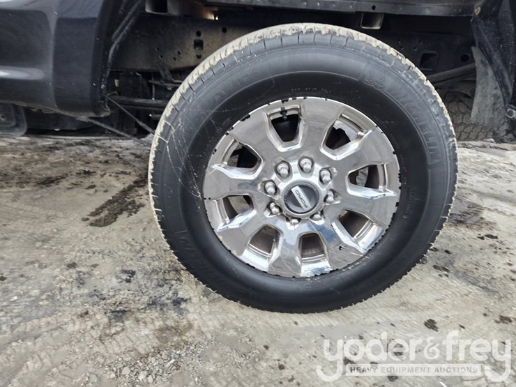 2017-ford-f250-xl-image-13