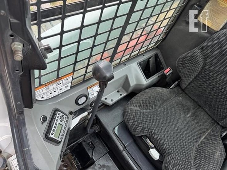 2019-bobcat-t770-image-45