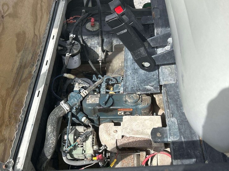 2019-club-car-carryall-1700-4x4-diesel-utility-cart-image-8