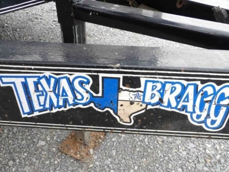 16'-texas-bragg-enclosed-trailer-image-7