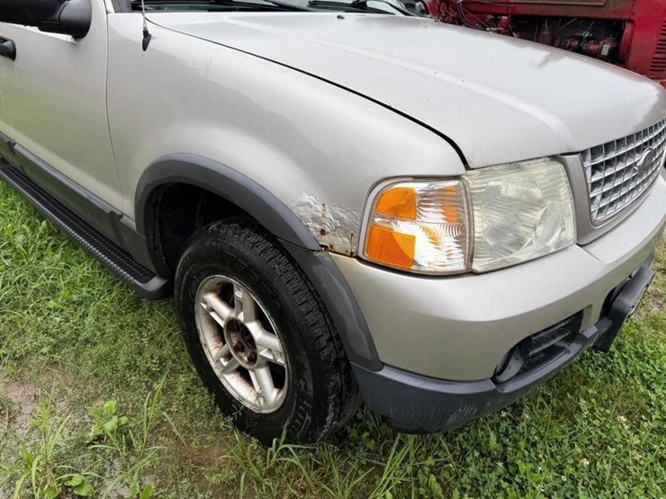 2003-ford-explorer-image-6