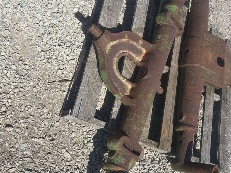 john-deere-model-a-wide-front-end-housing-image-6
