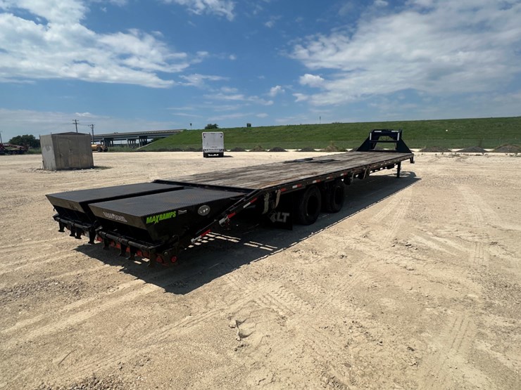 2022-gooseneck-load-trail-image-3