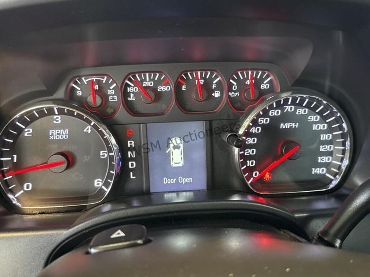 2018-chevrolet-silverado-1500-image-15