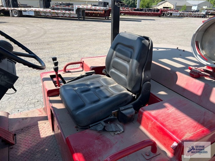 cat-15000#-model-150d5-propane-forklift.-forks:-5'-long-by-6"-wide-by-2-1/2"-thick.-lifting-height-image-13