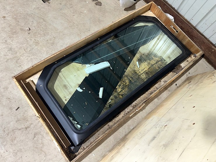 equipment-glass-window-image-2