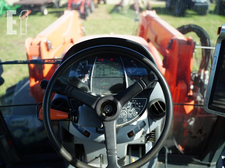 2018-kubota-m7-151-image-39