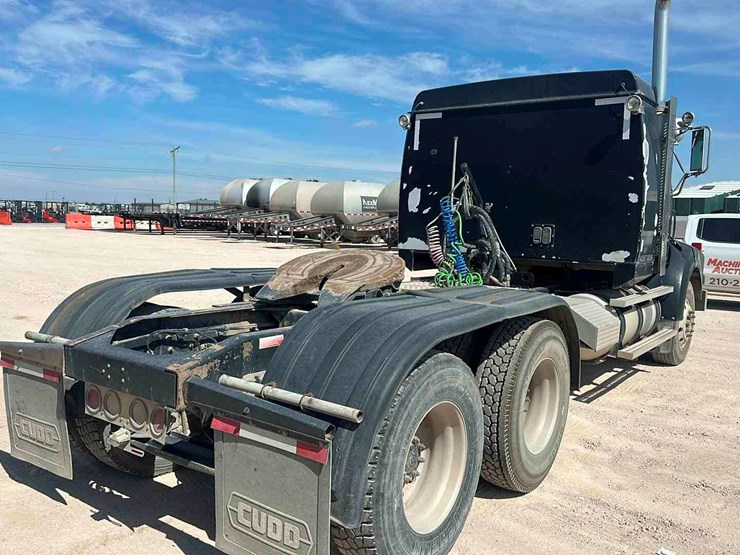 2007-western-star-4900-image-3