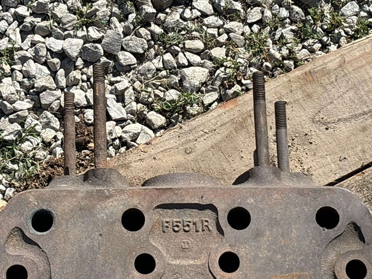 john-deere-model-g-head-image-2