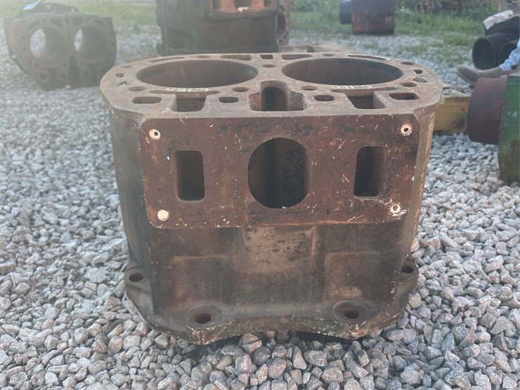 john-deere-model-g-block-image-13