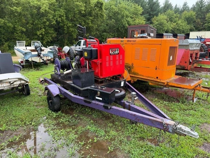 tuff-hot-water-pressure-washer-trailer-image-1