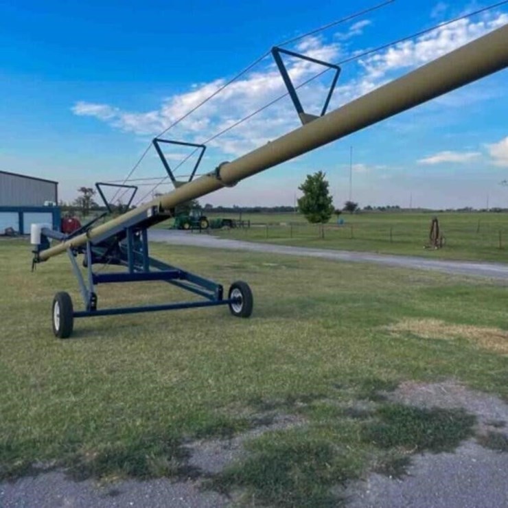 Harvest International auger