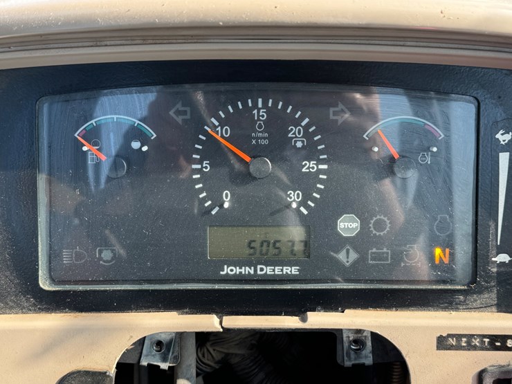 2011-john-deere-6115d-image-9