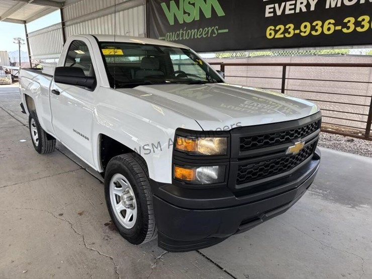 2014-chevrolet-silverado-1500-image-2