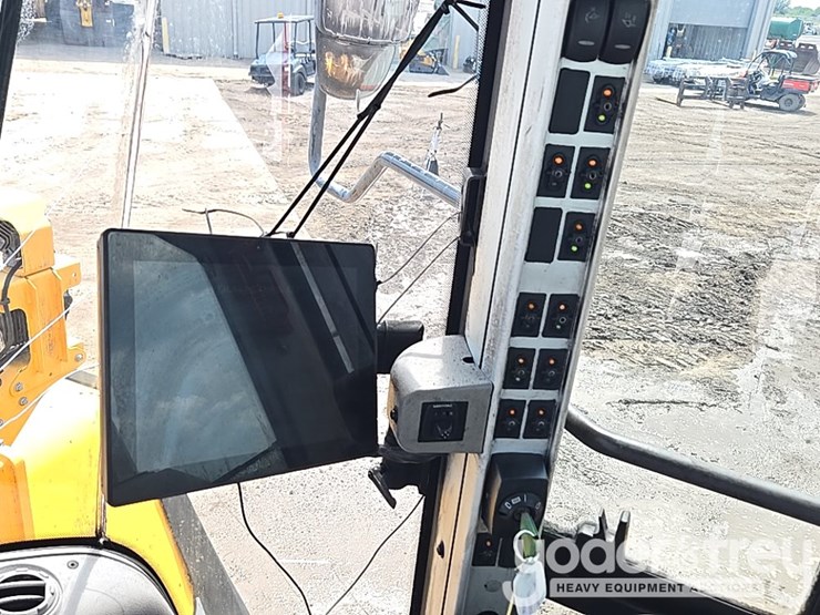 2018-volvo-l260h-image-69