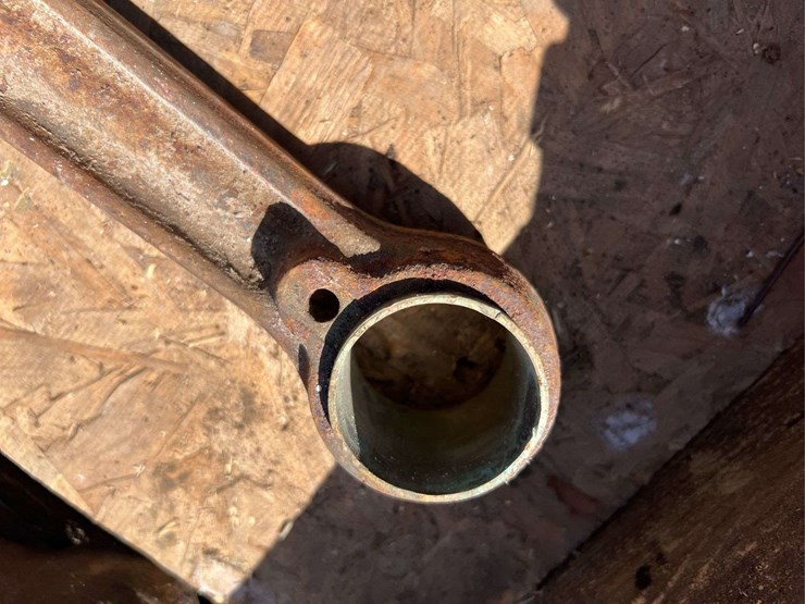 john-deere-model-a-rods-set-and-camshaft-image-18