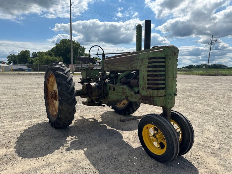 john-deere-a-image-1