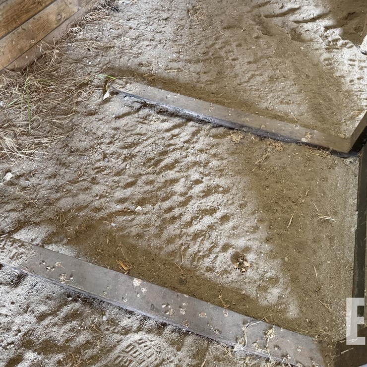 MDS SKID STEER MOUNT PALLET FORK