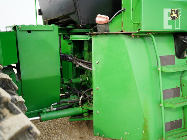 1993-john-deere-8570-image-21