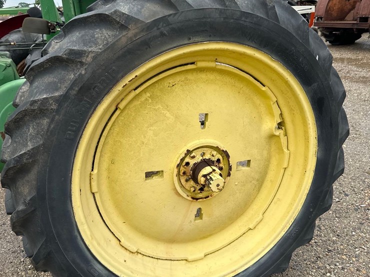 john-deere-a-image-6