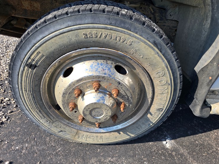 2000-ford-f550-image-62