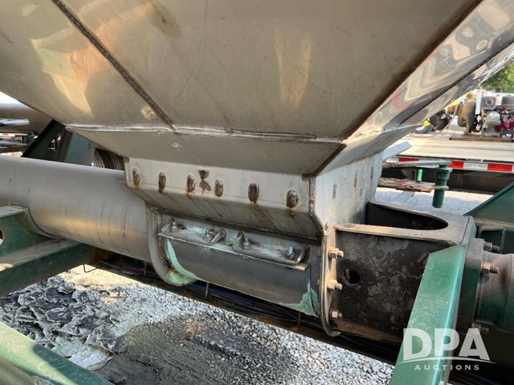 2013-b-b-dry-tender-trailer-(jn2724,-unit-108077)-image-24