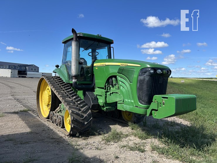 john-deere-8220t-image-1