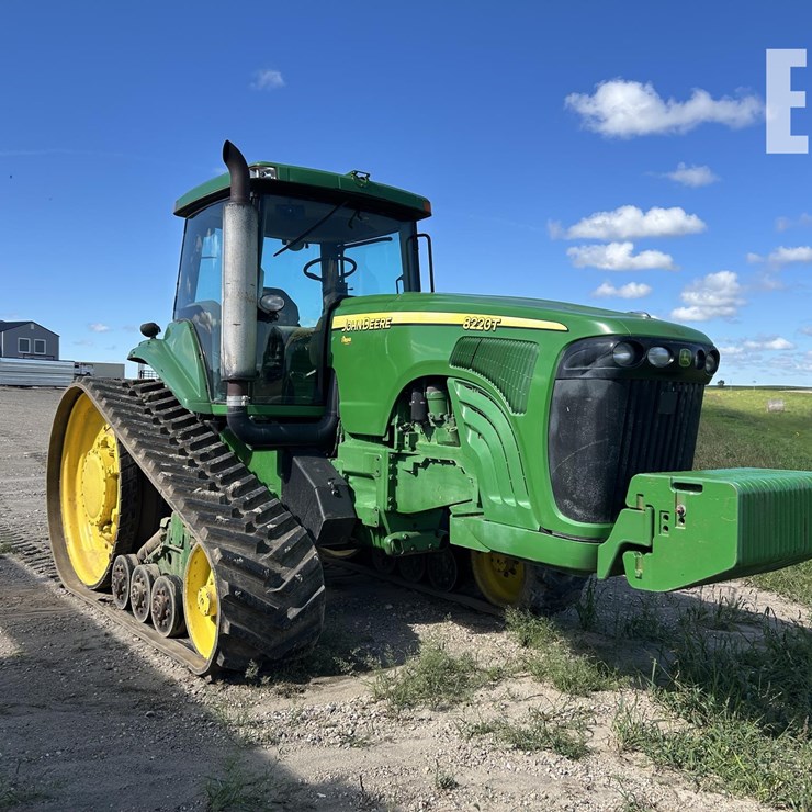 JOHN DEERE 8220T