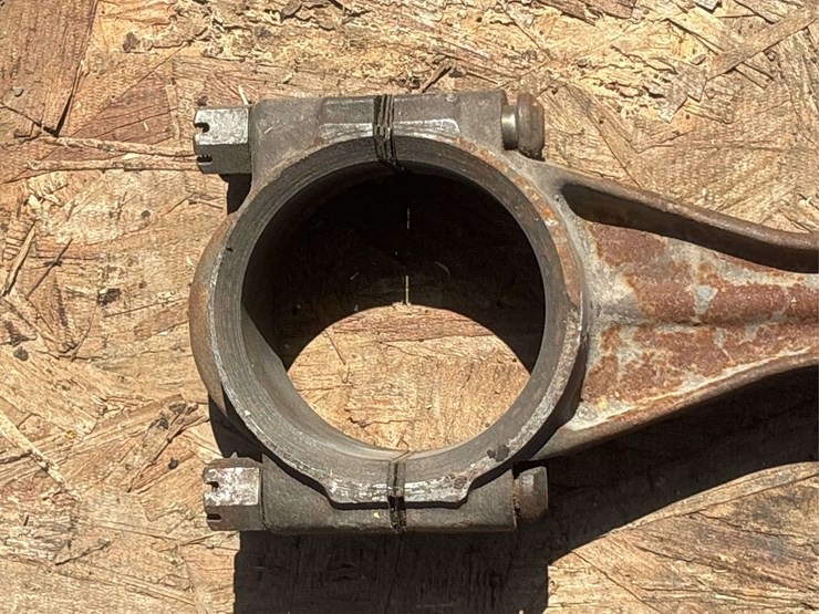 john-deere-model-g-rod-set-and-camshaft-image-15