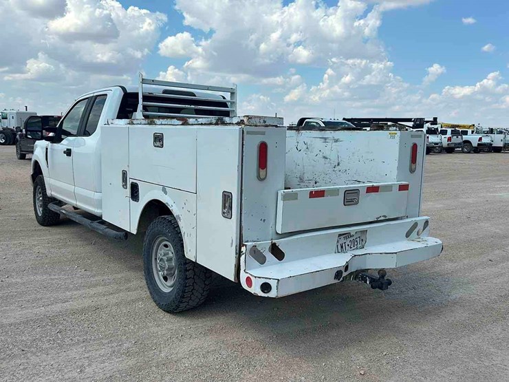 2019-ford-f350-image-5
