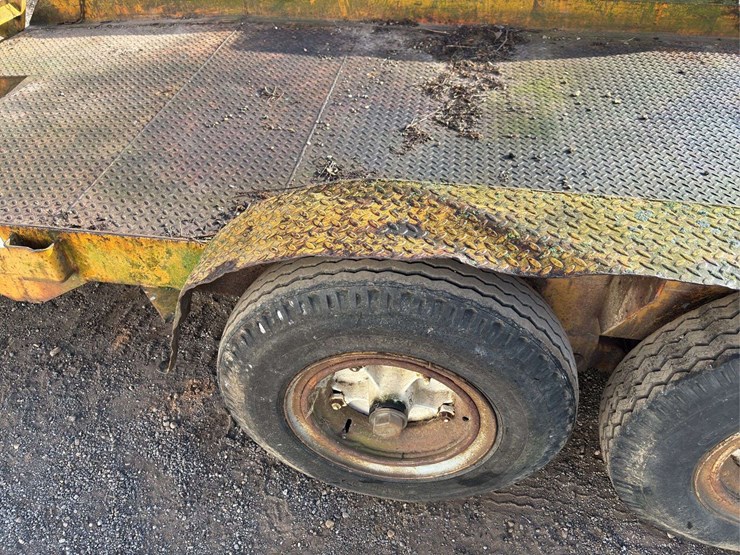 22'-equipment-trailer-image-13