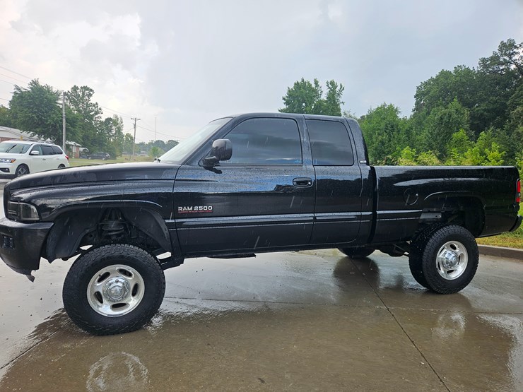 #18968-•-2002-dodge-ram-2500-pickup-truck-image-48