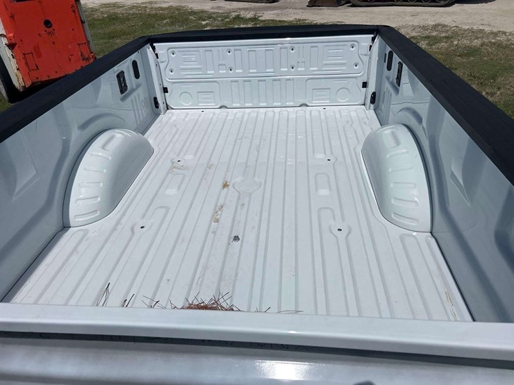 ford-super-duty-pickup-truck-bed-image-5